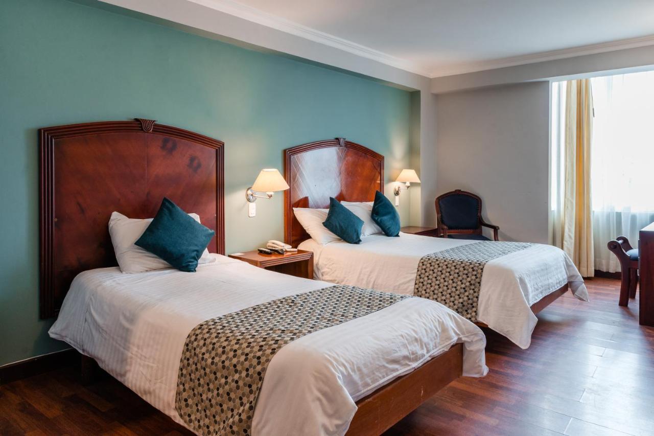 Hotel Libertador 로하 외부 사진