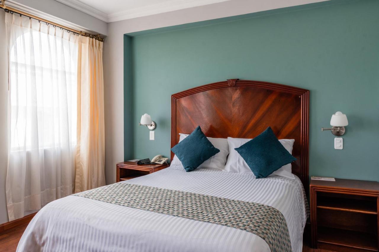 Hotel Libertador 로하 외부 사진