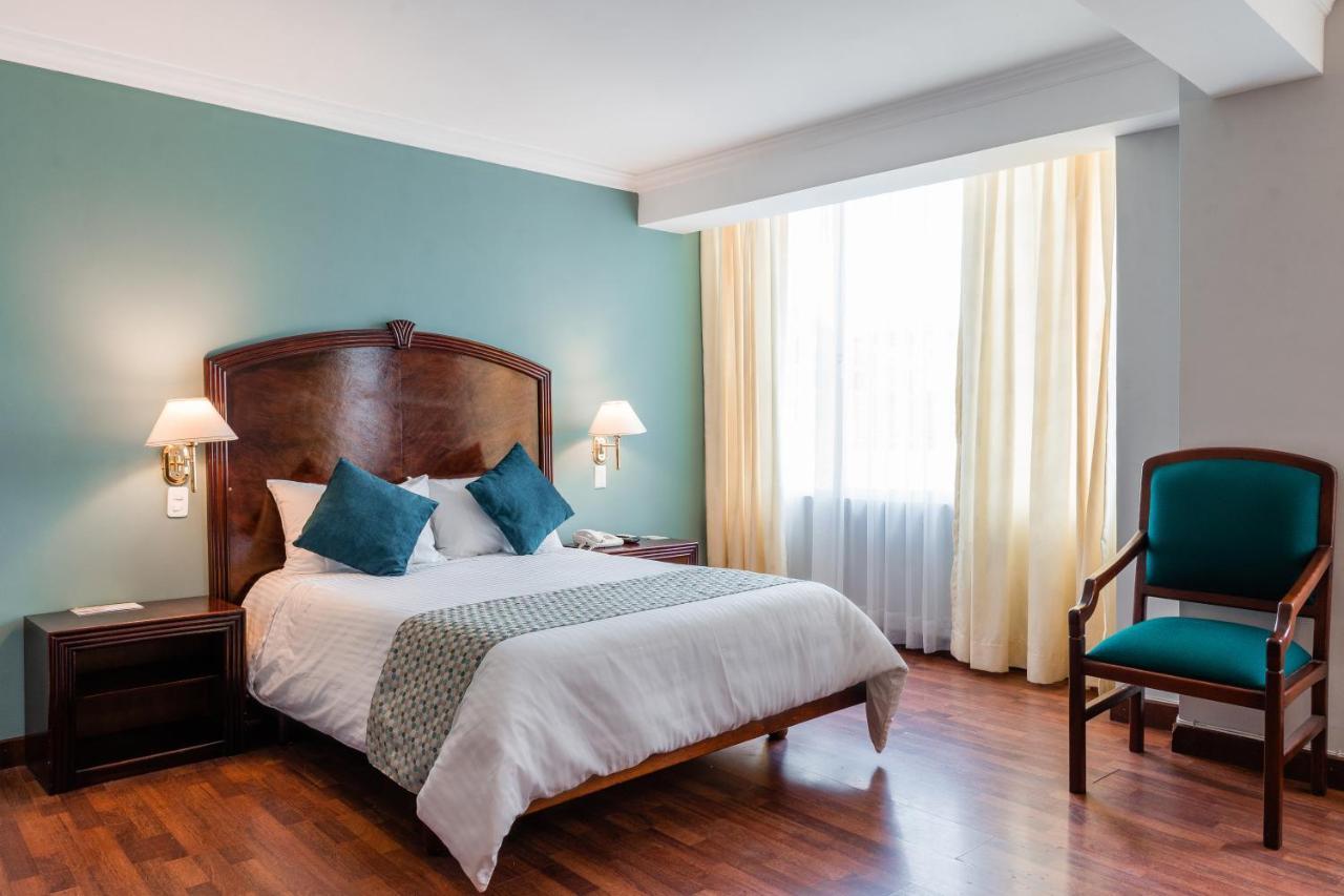 Hotel Libertador 로하 외부 사진