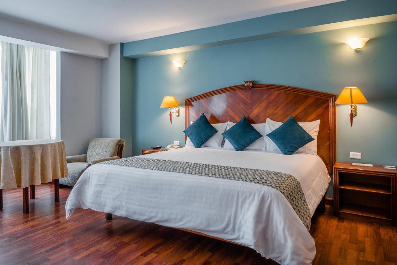 Hotel Libertador 로하 외부 사진