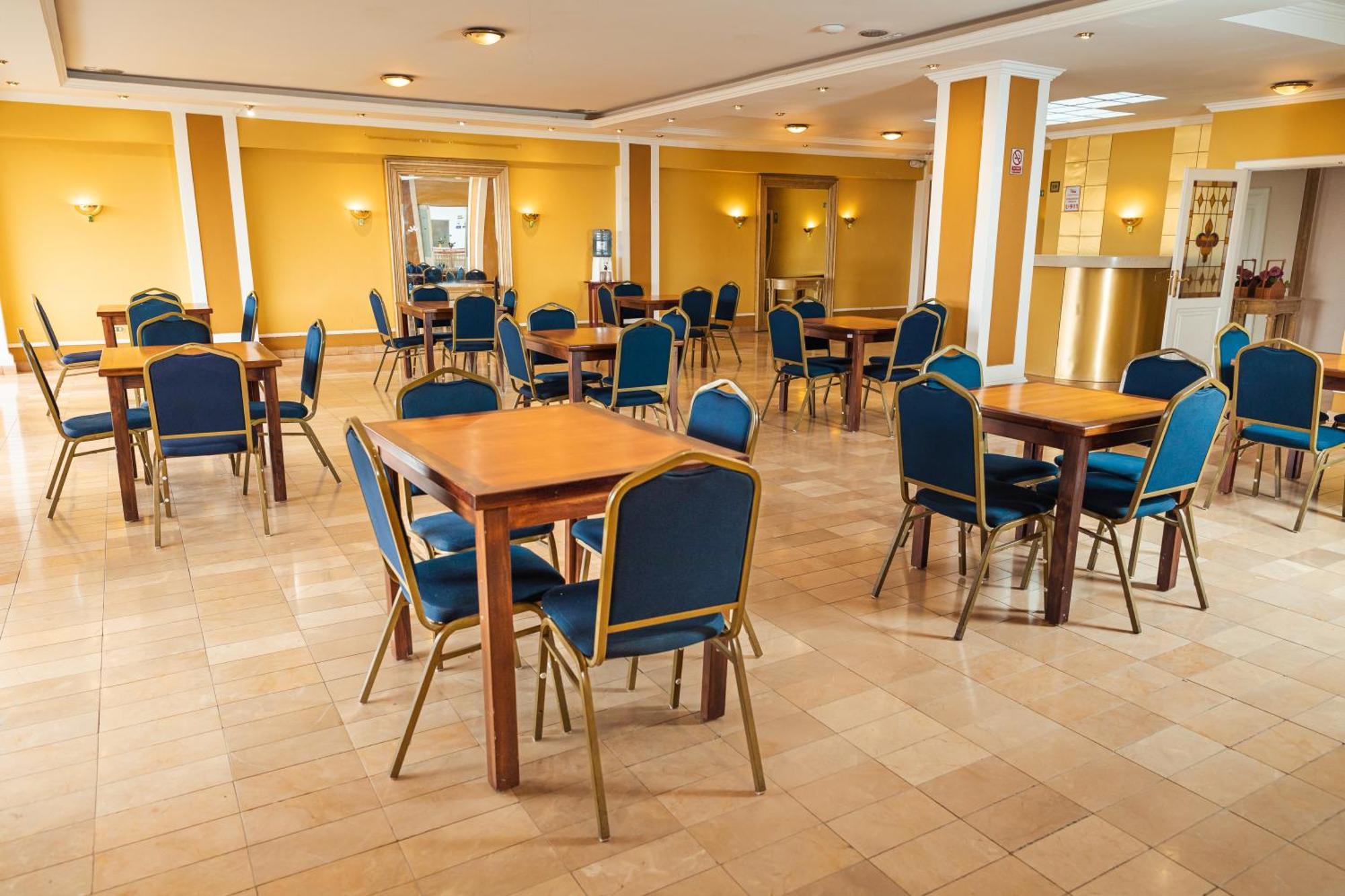 Hotel Libertador 로하 외부 사진